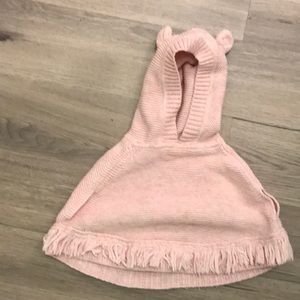 Gap light pink cape/sweater